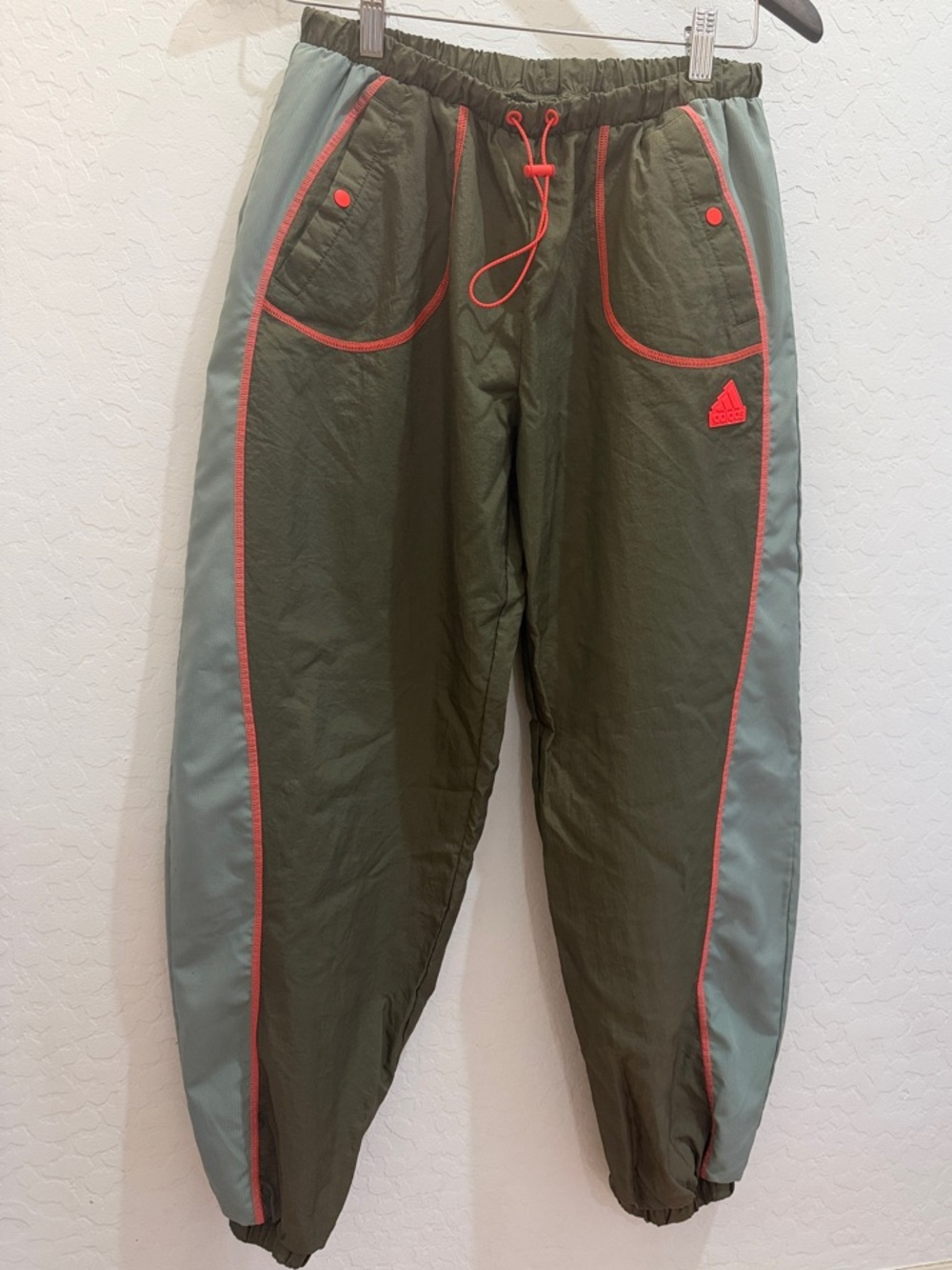 Adidas windbreaker joggers